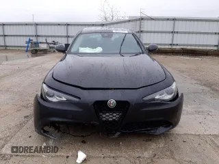 2017 Alfa Romeo Giulia Ti with VIN ZARFAEEN2H7561494, listed as a Copart auction lot 70345142 with 0 mi miles. Bid and sale history available at carsss.com. Image 5.
