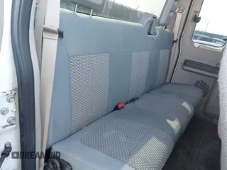 2008 Ford Super Duty F-250 SRW XL with VIN 1FTSX21R08EE25570, listed as a IAAI auction lot 41602856 with 113,322 mi miles. Bid and sale history available at carsss.com. Image 8.