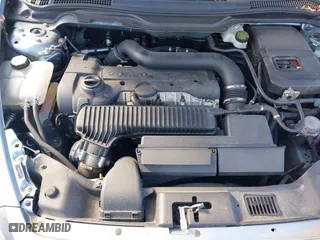 2011 Volvo C70 with VIN YV1672MC9BJ107531, listed as a IAAI auction lot 41966312 with 122,216 mi miles. Bid and sale history available at carsss.com. Image 10.