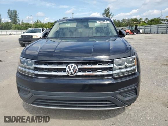 2018 Volkswagen Atlas Launch Edition with VIN 1V2BR2CA7JC510844, listed as a Copart auction lot 76652404 with 130,048 mi miles and Salvage title. Bid and sale history available at DreamBid. Image 5.