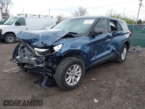 2020 Ford Explorer with VIN 1FMSK8BH8LGC23575, listed as a IAAI auction lot 41944018 with 107,427 mi miles. Bid and sale history available at carsss.com. Image 2.