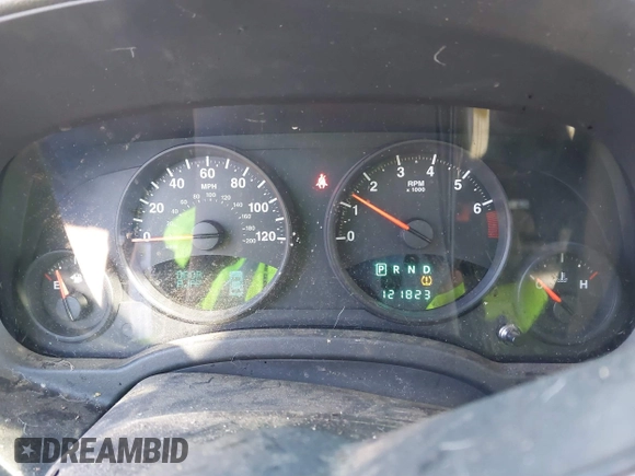 2013 Jeep Patriot Latitude with VIN 1C4NJPFB0DD192541, listed as a IAAI auction lot 41632796 with 121,823 mi miles. Bid and sale history available at carsss.com. Image 7.
