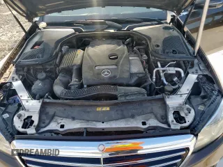 2018 Mercedes-Benz E 300 with VIN WDDZF4JB3JA312599, listed as a Copart auction lot 60413375 with Not provided miles and Salvage title. Bid and sale history available at DreamBid. Image 11.