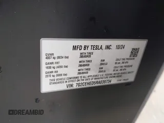 2024 Tesla Cybertruck z VIN 7G2CEHED5RA039734, wystawiony jako IAAI lot #42244205 z przebiegiem 8 443 mil mil oraz . Historia ofert i sprzedaży dostępna na DreamBid. Obrazek 9.