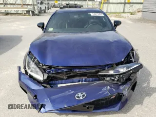 2024 Toyota GR86 Premium with VIN JF1ZNBE15R8750004, listed as a Copart auction lot 74075264 with 3,062 mi miles and Salvage Title. Bid and sale history available at carsss.com. Image 5.