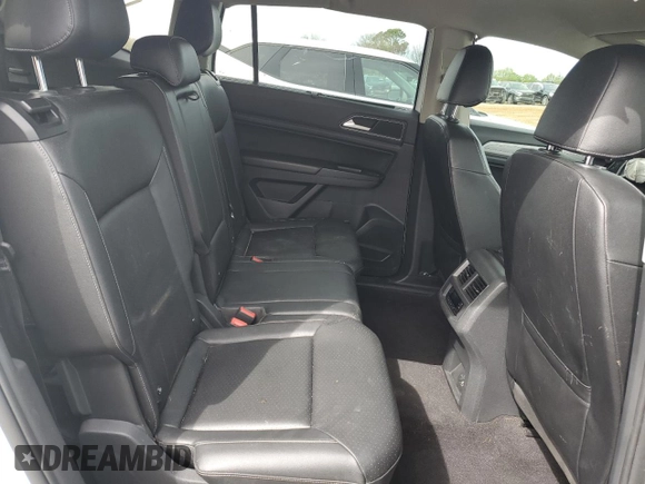 2018 Volkswagen Atlas SE z VIN 1V2CP2CA0JC595908, wystawiony jako Copart lot #50144705 z przebiegiem 123 992 mil mil oraz Szkoda całkowita • Salvage title. Historia ofert i sprzedaży dostępna na DreamBid. Obrazek 11.