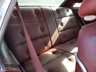 1976 Ford Thunderbird z VIN 6Y87A116695, wystawiony jako Copart lot #58666525 z przebiegiem 58 832 mil mil oraz Czysty tytuł • Clean title. Historia ofert i sprzedaży dostępna na DreamBid. Obrazek 10.