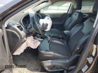 2018 Jeep Compass Altitude с VIN 3C4NJDBB5JT114847, выставлен на аукционе Copart как лот 59864675 с пробегом 123 036 миль миль и Списание • Salvage title. История ставок и продаж доступна на DreamBid. Изображение 7.