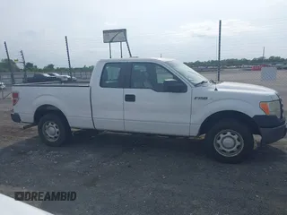 2011 Ford F-150 XL z VIN 1FTEX1CM3BFC22991, wystawiony jako IAAI lot #42134038 z przebiegiem 303 095 mil mil oraz . Historia ofert i sprzedaży dostępna na DreamBid. Obrazek 13.