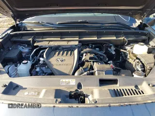 2024 Toyota Highlander LE z VIN 5TDKDRAH0RS528587, wystawiony jako IAAI lot #42002196 z przebiegiem 9 363 mil mil oraz . Historia ofert i sprzedaży dostępna na DreamBid. Obrazek 10.