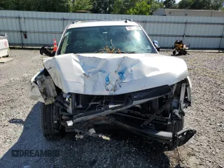 2010 Chevrolet Avalanche LTZ with VIN 3GNVKGE09AG250035, listed as a Copart auction lot 58019804 with 193,509 mi miles and Salvage Title. Bid and sale history available at carsss.com. Image 5.