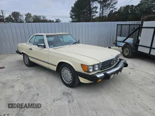 1987 Mercedes-Benz 560 Series 560SL with VIN WDBBA48D5HA061899, listed as a Copart auction lot 87742235 with 68,292 mi miles and Salvage Title. Bid and sale history available at carsss.com. Image 1.