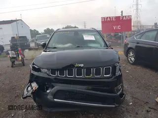 2018 Jeep Compass Limited with VIN 3C4NJDCB1JT354234, listed as a IAAI auction lot 39985028 with 76,293 mi miles. Bid and sale history available at carsss.com. Image 12.