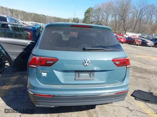 2021 Volkswagen Tiguan SE with VIN 3VV3B7AX1MM023903, listed as a IAAI auction lot 41712233 with 1 mi miles. Bid and sale history available at carsss.com. Image 15.