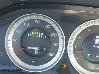 2012 Volvo XC60 3.2L with VIN YV4952DL8C2291037, listed as a IAAI auction lot 41683215 with 170,000 mi miles. Bid and sale history available at carsss.com. Image 15.