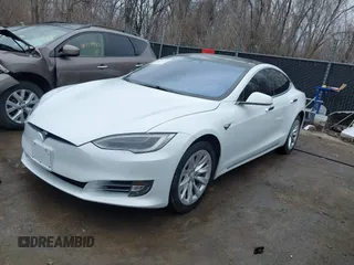 2018 Tesla Model S 75D with VIN 5YJSA1E2XJF274766, listed as a IAAI auction lot 41704600 with 164,066 mi miles and . Bid and sale history available at DreamBid. Image 19.
