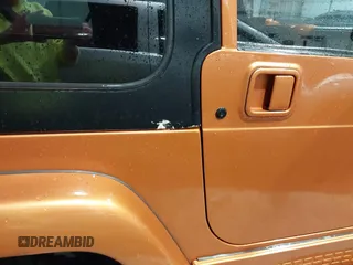 1998 Jeep Wrangler Sahara z VIN 1J4FY49S1WP802940, wystawiony jako IAAI lot #41433820 z przebiegiem 122 180 mil mil oraz . Historia ofert i sprzedaży dostępna na DreamBid. Obrazek 6.