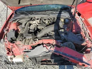 2002 Ford Thunderbird Hardtop Premium z VIN 1FAHP60A32Y109413, wystawiony jako Copart lot #70139244 z przebiegiem 123 230 mil mil oraz Szkoda całkowita • Salvage title. Historia ofert i sprzedaży dostępna na DreamBid. Obrazek 13.