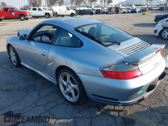 2002 Porsche 911 Carrera S with VIN WP0AB29982S687165, listed as a IAAI auction lot 41462140 with 18,292 mi miles. Bid and sale history available at carsss.com. Image 3.