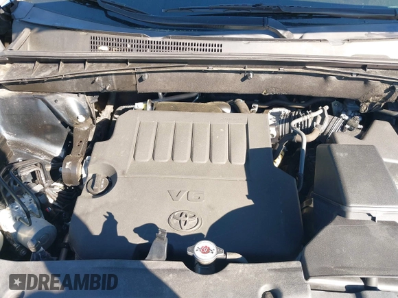 2016 Toyota Highlander LE Plus z VIN 5TDZKRFHXGS135786, wystawiony jako IAAI lot #41567851 z przebiegiem 198 969 mil mil oraz . Historia ofert i sprzedaży dostępna na DreamBid. Obrazek 10.