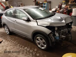 2021 Honda HR-V LX with VIN 3CZRU6H32MM747867, listed as a IAAI auction lot 41661115 with 28,379 mi miles. Bid and sale history available at carsss.com. Image 1.