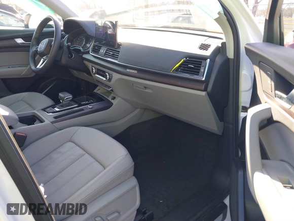 2023 Audi Q5 S line Premium with VIN WA1GAAFY1P2017705, listed as a IAAI auction lot 41747421 with 14,966 mi miles. Bid and sale history available at carsss.com. Image 5.