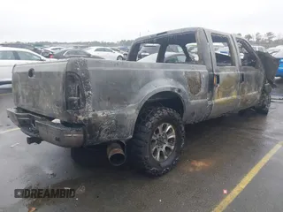 2003 Ford Super Duty F-250 XL with VIN 1FTNW21P03EC92543, listed as a IAAI auction lot 41295880 with 1 mi miles. Bid and sale history available at carsss.com. Image 4.