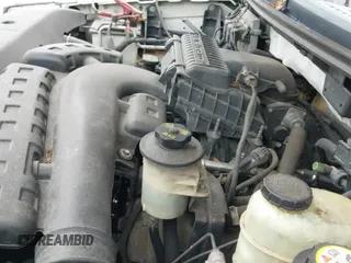 2005 Ford F-150 XLT with VIN 1FTPX12505NB42531, listed as a IAAI auction lot 43283740 with 254,736 mi miles and . Bid and sale history available at DreamBid. Image 12.