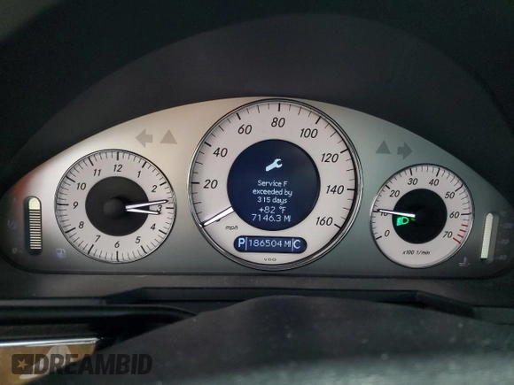 2007 Mercedes-Benz E 550 with VIN WDBUF90X57X213544, listed as a Copart auction lot 64882354 with 186,504 mi miles and Non Repairable. Bid and sale history available at carsss.com. Image 9.