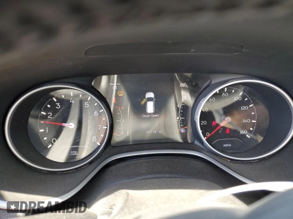 2019 Jeep Compass Latitude with VIN 3C4NJDBB6KT828486, listed as a Copart auction lot 56137755 with 47,119 mi miles and Salvage title. Bid and sale history available at DreamBid. Image 9.