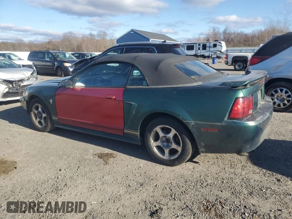 2001 Ford Mustang Deluxe with VIN 1FAFP44411F115429, listed as a Copart auction lot 81076114 with 139,582 mi miles and Non Repairable. Bid and sale history available at carsss.com. Image 2.