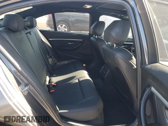 2018 BMW 3 Series 330i xDrive with VIN WBA8D9C5XJEB35638, listed as a Copart auction lot 52905585 with 98,895 mi miles and Salvage title. Bid and sale history available at DreamBid. Image 10.