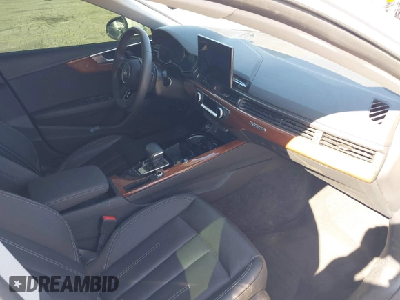 2023 Audi A5 Sportback Premium z VIN WAUABCF56PA039597, wystawiony jako IAAI lot #41979540 z przebiegiem 32 654 mil mil oraz . Historia ofert i sprzedaży dostępna na DreamBid. Obrazek 5.