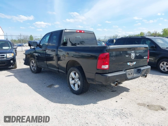 2015 Ram 1500 Express z VIN 1C6RR7FT8FS689670, wystawiony jako IAAI lot #42096348 z przebiegiem 141 486 mil mil oraz . Historia ofert i sprzedaży dostępna na DreamBid. Obrazek 3.