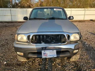 2001 Toyota Tacoma with VIN 5TEWM72N51Z875124, listed as a Copart auction lot 48407995 with 223,133 mi miles and Salvage title. Bid and sale history available at DreamBid. Image 5.