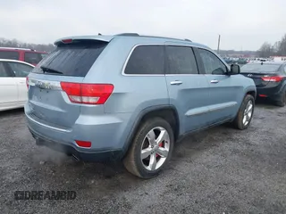 2013 Jeep Grand Cherokee Overland with VIN 1C4RJFCT2DC572978, listed as a IAAI auction lot 41468915 with 223,528 mi miles. Bid and sale history available at carsss.com. Image 4.