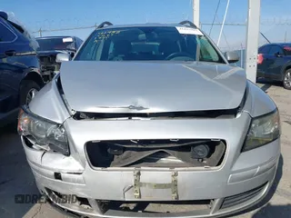 2006 Volvo V50 2.4L with VIN YV1MW390362163463, listed as a IAAI auction lot 41437912 with 121,092 mi miles. Bid and sale history available at carsss.com. Image 6.