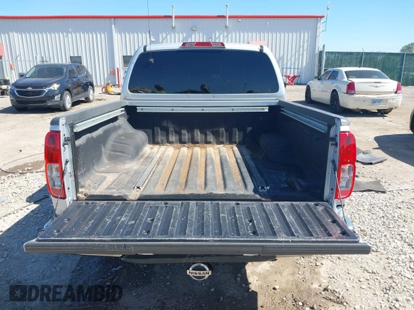 2012 Nissan Frontier SV z VIN 1N6AD0EV1CC409718, wystawiony jako IAAI lot #42278029 z przebiegiem 136 216 mil mil oraz . Historia ofert i sprzedaży dostępna na DreamBid. Obrazek 16.