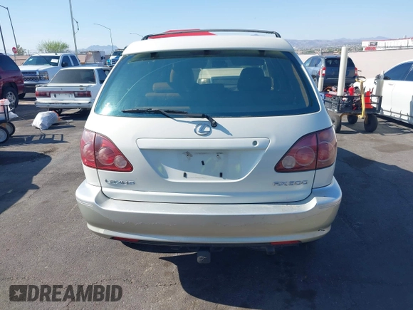 1999 Lexus RX 300 z VIN JT6GF10U2X0011802, wystawiony jako IAAI lot #42393239 z przebiegiem 152 558 mil mil oraz . Historia ofert i sprzedaży dostępna na DreamBid. Obrazek 16.