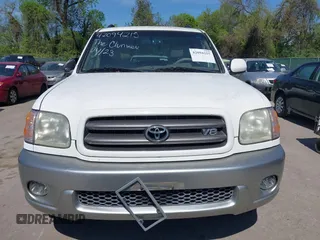 2003 Toyota Sequoia SR5 with VIN 5TDBT44A03S169642, listed as a IAAI auction lot 42094215 with 144,498 mi miles and . Bid and sale history available at DreamBid. Image 6.