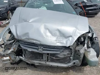 2000 Honda Civic DX z VIN 2HGEJ644XYH104197, wystawiony jako IAAI lot #42005938 z przebiegiem 125 321 mil mil oraz . Historia ofert i sprzedaży dostępna na DreamBid. Obrazek 6.