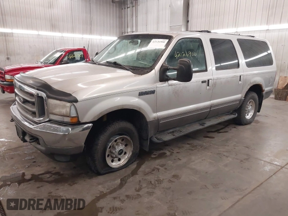 2002 Ford Excursion XLT with VIN 1FMNU41SX2EB16776, listed as a IAAI auction lot 42126900 with 254,968 mi miles and . Bid and sale history available at DreamBid. Image 2.