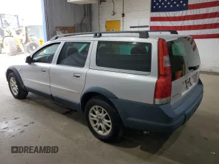 2004 Volvo V70 XC Cross Country with VIN YV1SZ59H141126835, listed as a Copart auction lot 56903735 with 204,583 mi miles and Clean title. Bid and sale history available at DreamBid. Image 2.
