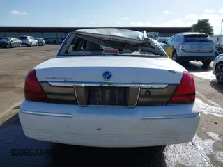 2008 Mercury Grand Marquis LS z VIN 2MEFM75V68X647087, wystawiony jako IAAI lot #41936416 z przebiegiem 263 636 mil mil oraz . Historia ofert i sprzedaży dostępna na DreamBid. Obrazek 16.
