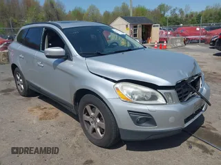 2010 Volvo XC60 3.2L с VIN YV4960DZ5A2079442, выставлен на аукционе IAAI как лот 42137196 с пробегом 159 273 миль миль и . История ставок и продаж доступна на DreamBid. Изображение 1.