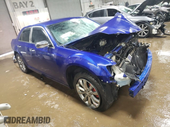 2019 Chrysler 300 Limited with VIN 2C3CCAKG3KH689958, listed as a Copart auction lot 87105044 with 52,072 mi miles and Salvage Title. Bid and sale history available at carsss.com. Image 4.