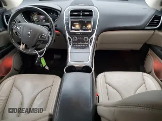 2016 Lincoln MKX Reserve with VIN 2LMTJ8LP3GBL36154, listed as a Copart auction lot 82010124 with 116,573 mi miles and Salvage Title. Bid and sale history available at DreamBid. Image 8.
