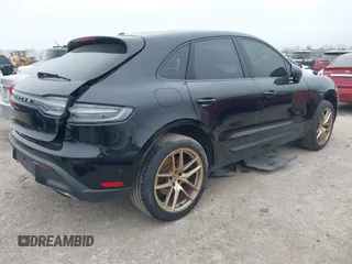 2022 Porsche Macan with VIN WP1AA2A52NLB06879, listed as a IAAI auction lot 41529228 with 34,309 mi miles and . Bid and sale history available at DreamBid. Image 4.