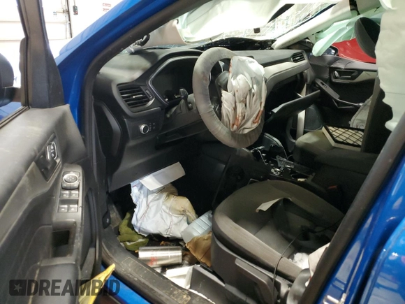 2021 Ford Escape S with VIN 1FMCU9F67MUA23299, listed as a Copart auction lot 46811485 with Not Provided miles and Salvage Title. Bid and sale history available at DreamBid. Image 8.