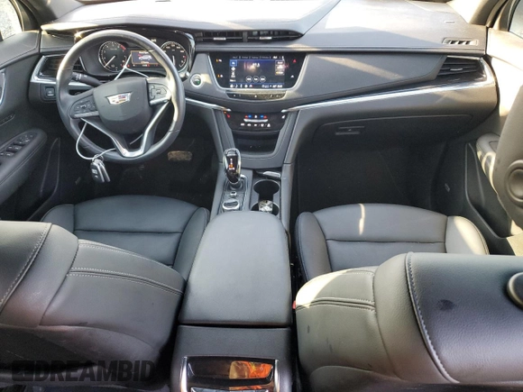 2021 Cadillac XT6 Luxury with VIN 1GYKPAR4XMZ198257, listed as a Copart auction lot 47433644 with 61,432 mi miles. Bid and sale history available at carsss.com. Image 8.